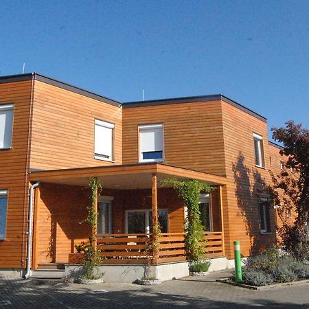 Greencity Boardinghouse Freiburg im Breisgau Buitenkant foto